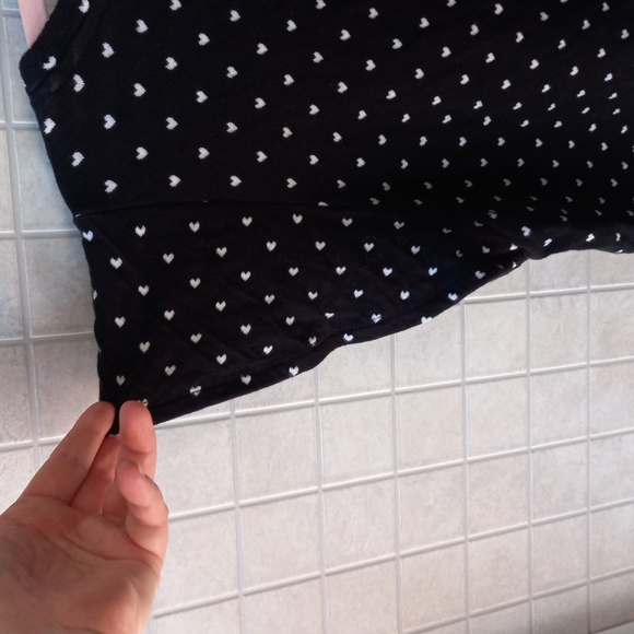 Jane and Delancey heart patterned tee - Picture 3 of 5